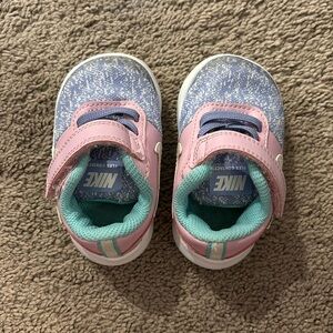 Nike Size 3 Girl Sneakers